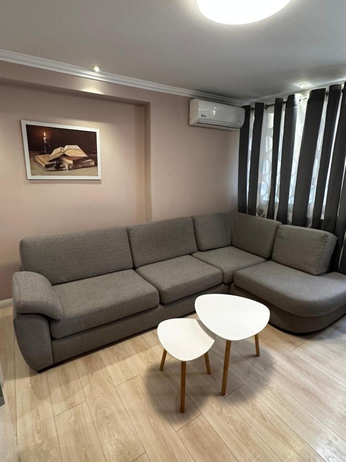 Apartment Centre View New Bazaar Тирана Екстер'єр фото